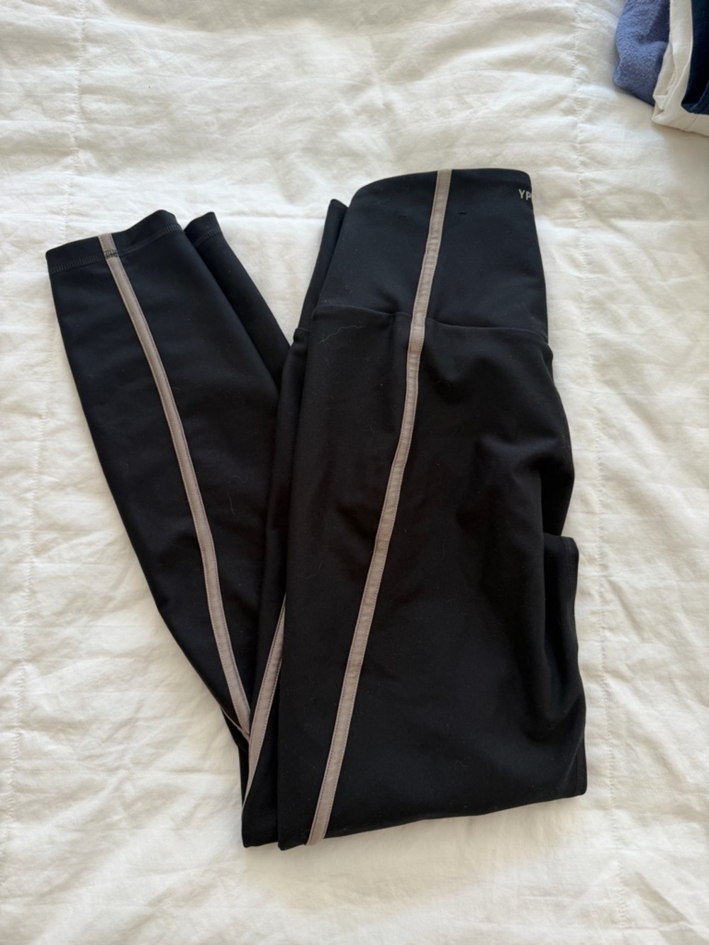 Abercrombie & Fitch Black Leggings with Gray Side Stripe